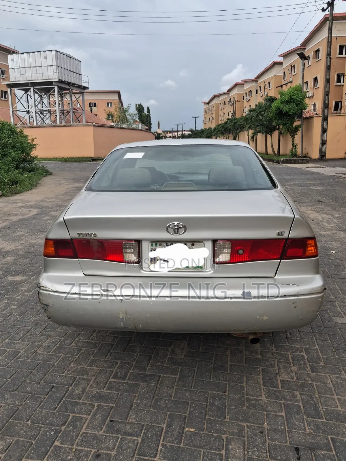 Toyota Camry Automatic 1999 Silver