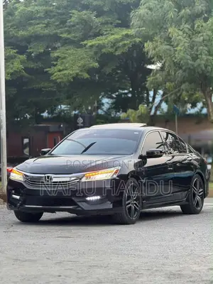 Honda Accord Touring V6 4dr Sedan FWD (3.5L 6cyl 6A) 2017 Black