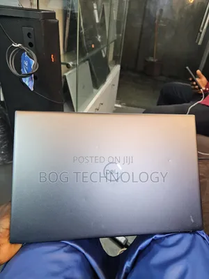 Laptop Dell Inspiron 15 5510 8GB Intel Core i7 SSD 256GB