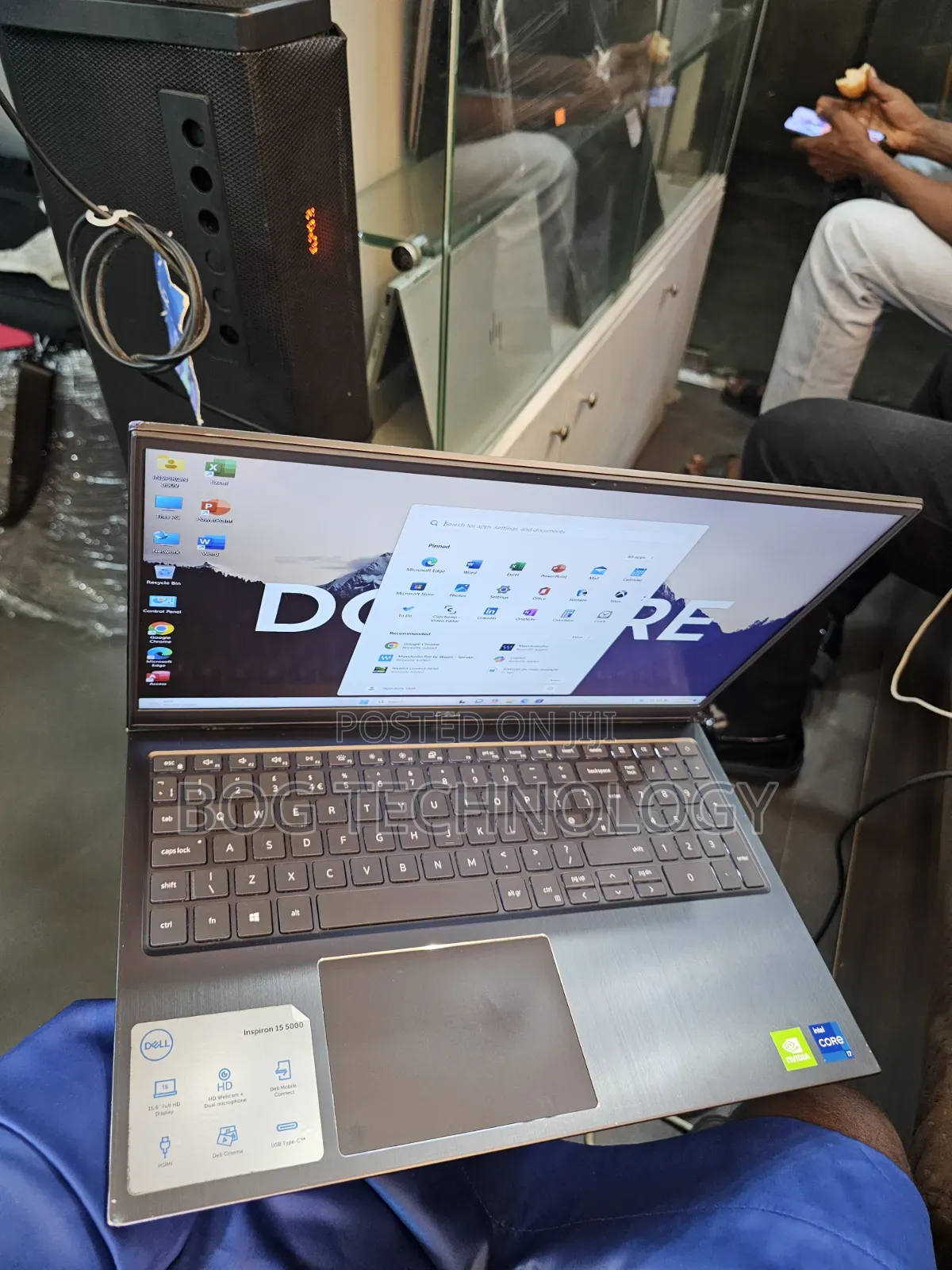 Laptop Dell Inspiron 15 5510 8GB Intel Core i7 SSD 256GB