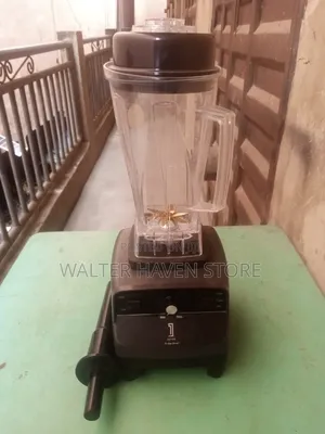 Heavy Duty BPA - Free Blender