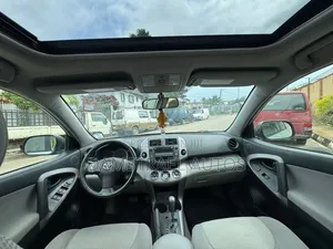 Toyota RAV4 2008 Silver