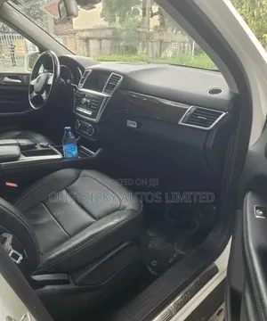 Mercedes-Benz M Class 2015 White