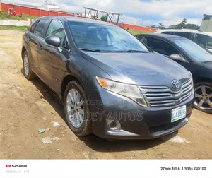 Toyota Venza 2010 Gray