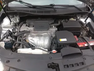 Toyota Camry 2016 Silver