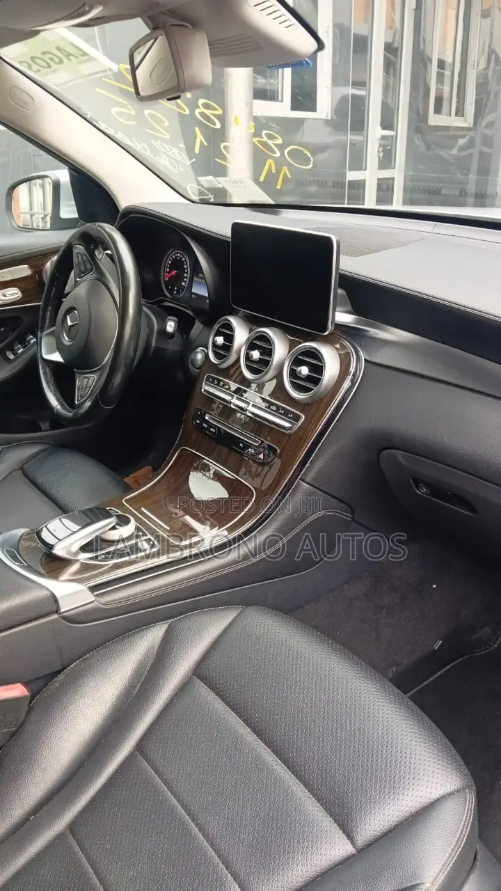 Mercedes-Benz GLC-Class 2016 Silver
