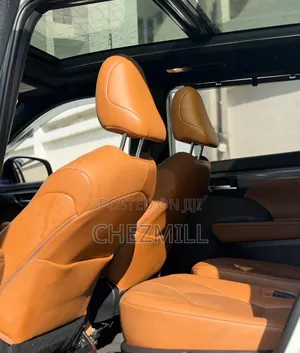 Toyota Highlander 2022 White