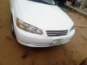 Toyota Camry 2002 White