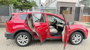 Toyota RAV4 Limited 4dr SUV AWD (2.5L 4cyl 6A) 2014 Red