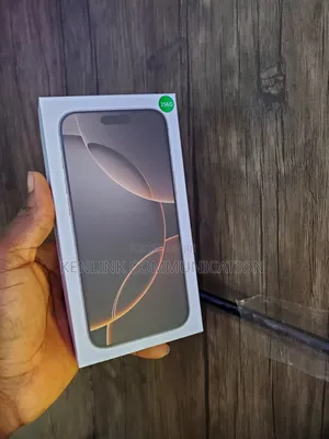 New Apple iPhone 16 Pro Max 256 GB Gold