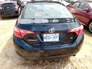 Toyota Corolla 2016 Black