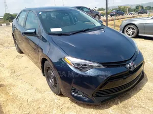 Toyota Corolla 2016 Black