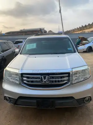 Honda Pilot 2012 Silver