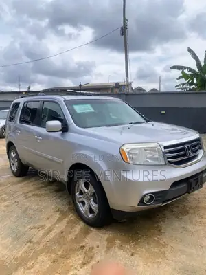 Honda Pilot 2012 Silver