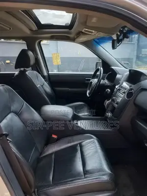 Honda Pilot 2012 Silver