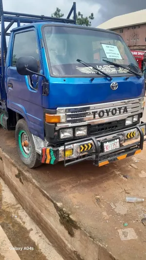 Strong Toyota Dyna Diesel Truck – Buy Drive