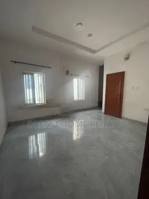 Studio Apartment in Chevy View Estate, Chevron for rent