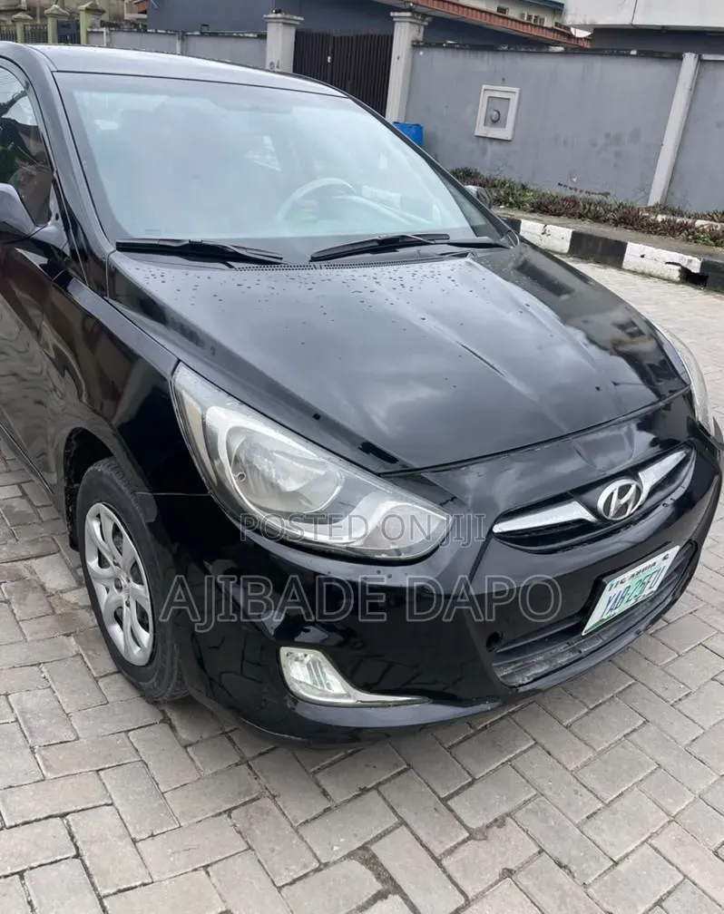 Hyundai Accent 2014 Black