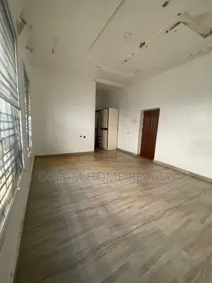 Studio Apartment in West Gate Estate, Ologolo for rent