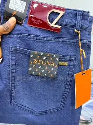 High Quality Men Straight Jeans
