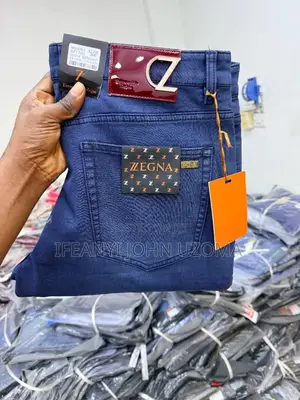 High Quality Men Straight Jeans