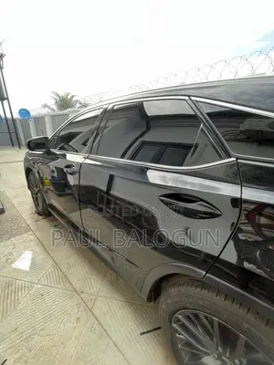 Nano Ceramic Tint