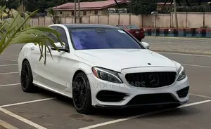 Mercedes-Benz C43 4Matic Sedan AWD (3.0L V6 9AM) 2017 White