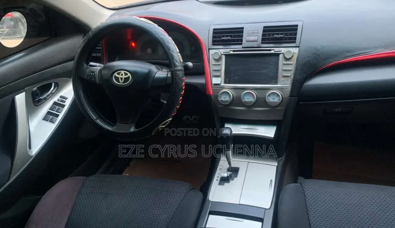 Toyota Camry 2011 Gray