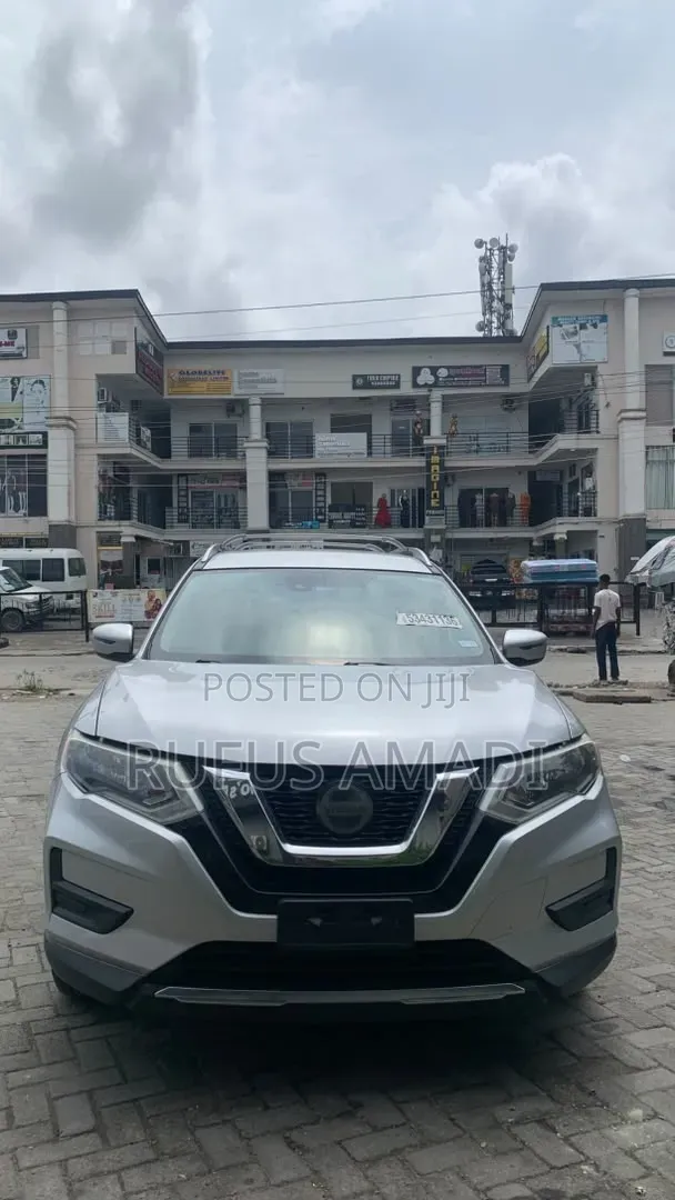 Nissan Rogue 2020 Silver