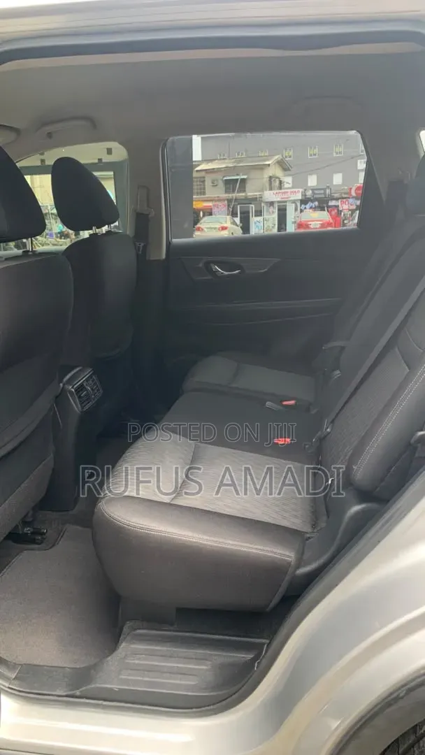 Nissan Rogue 2020 Silver