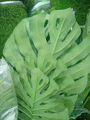 High Quality Authentic Artificial Flower