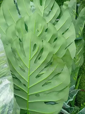 High Quality Authentic Artificial Flower