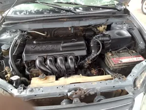 Toyota Corolla 2004 Silver