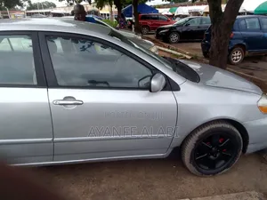 Toyota Corolla 2004 Silver