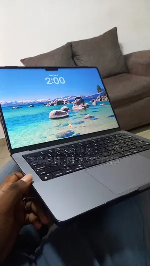 Laptop Apple MacBook Pro 2021 M1 16GB Apple M1 Pro SSD 512GB