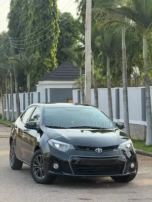 Toyota Corolla 2015 Black