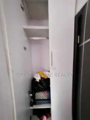 Mini Flat in Ikota for rent