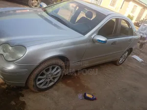 Mercedes-Benz C180 2007 Silver