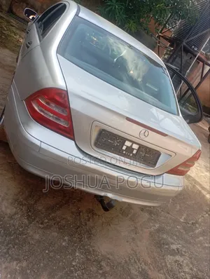 Mercedes-Benz C180 2007 Silver