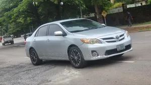 Toyota Corolla 2012 Silver
