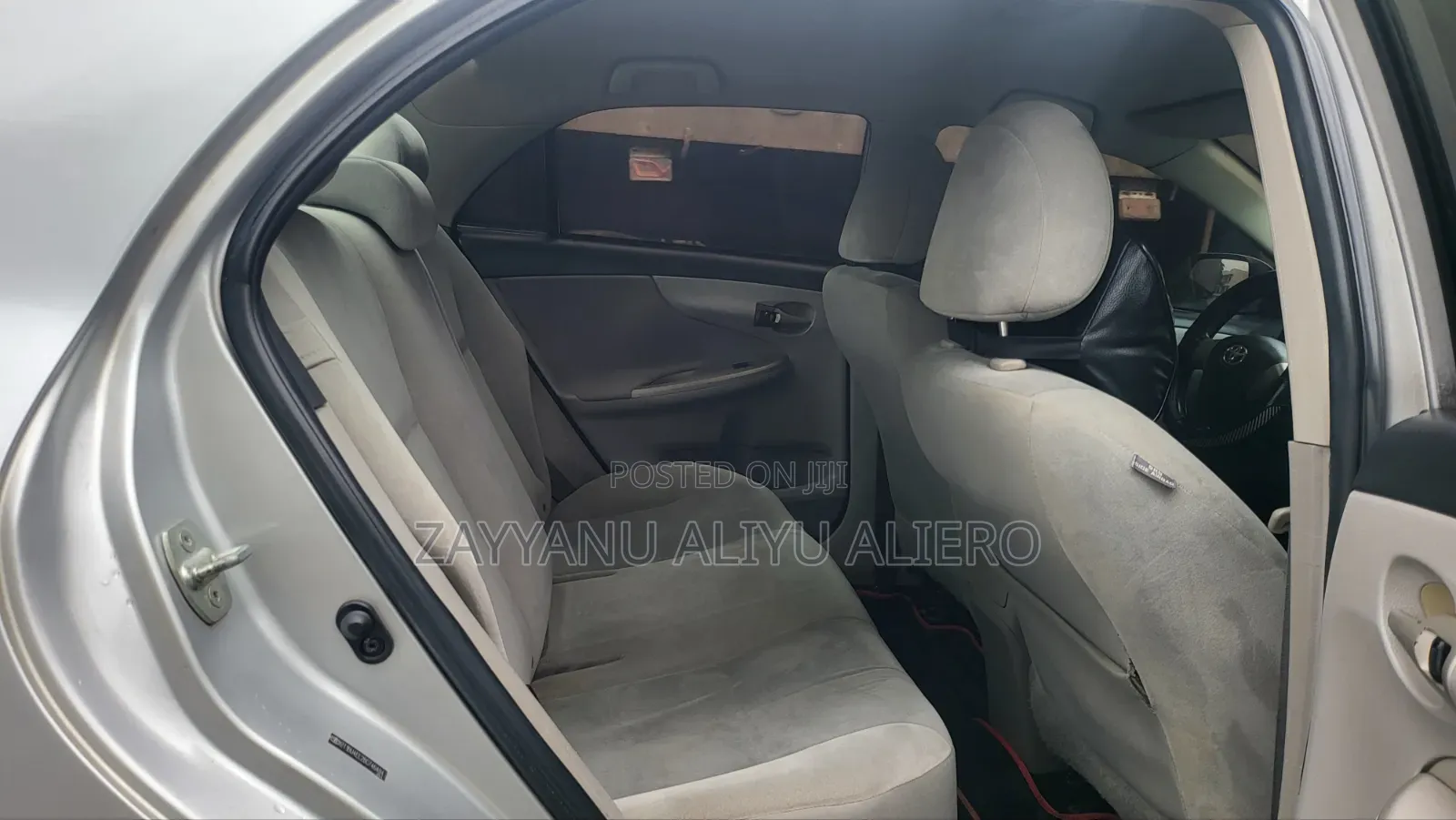 Toyota Corolla 2012 Silver
