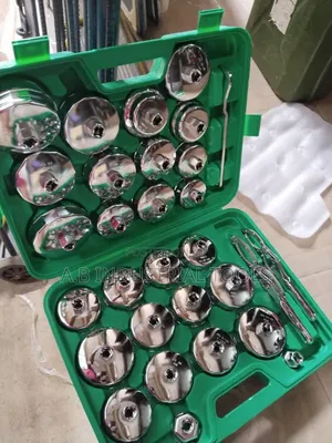 A 31-Piece Cup-Type Oil Filter Socket Wrench Set