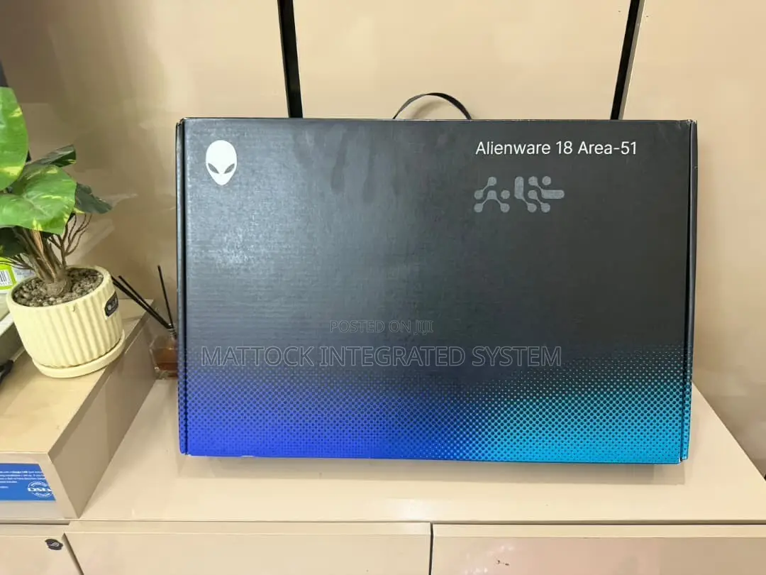 Laptop Dell 64GB Intel Core Ultra 9 SSD 2T