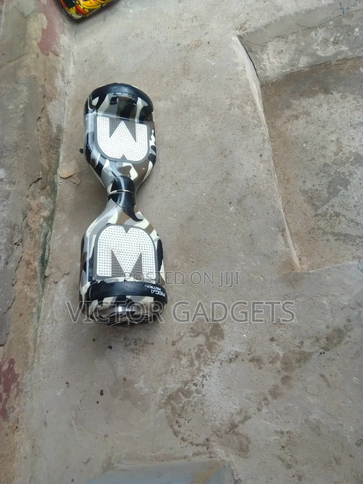 6.5 Inches Camouflage Hoverboard With Bluetooth Speaker