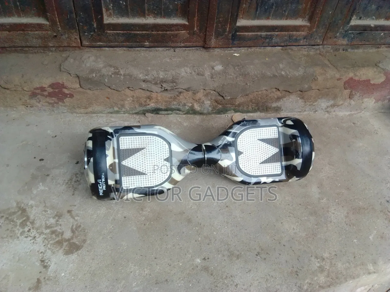 6.5 Inches Camouflage Hoverboard With Bluetooth Speaker