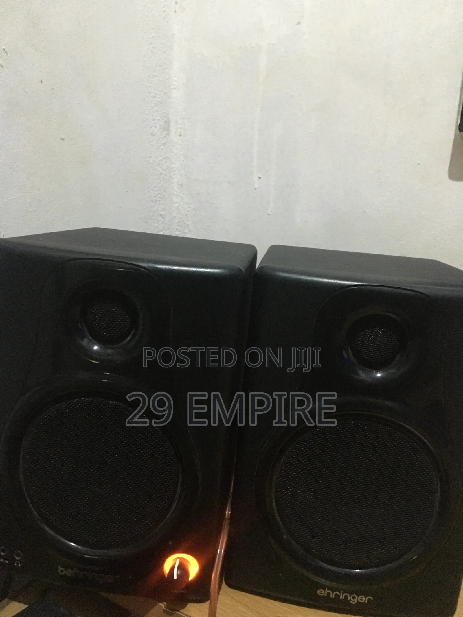 BEHRINGER Media 40 USB