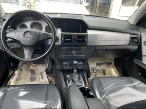 Mercedes-Benz GLK-Class 350 4MATIC 2010 Black