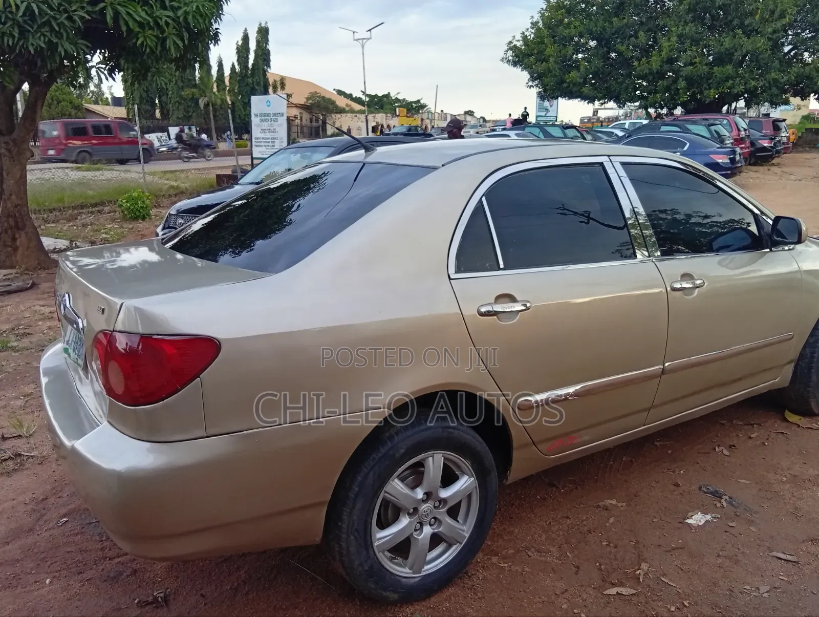 Toyota Corolla LE 2006 Gold