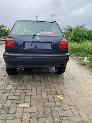 Volkswagen Golf 2000 Blue