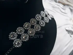 2 Exquisite Short Style Necklace Multi-Layer Concave Chocker
